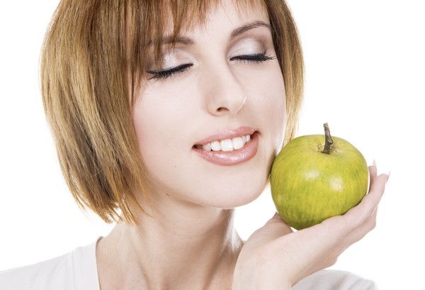 10 Reasons to Eat an Apple a Day Skin