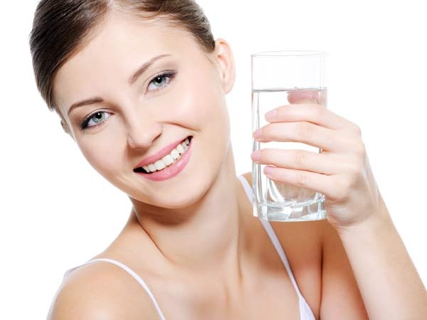 How to Get Pretty Skin Naturally Water