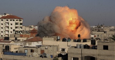 Israel Carries Out Air Strikes in Gaza