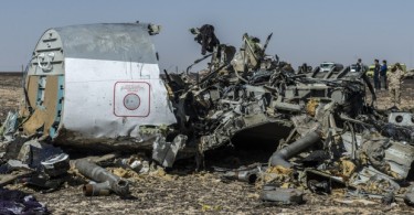U.K. Defers Sinai Flights Saying Russian Jet Downed by Bomb