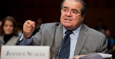 Antonin Scalia dead paving the way for an epic political battle