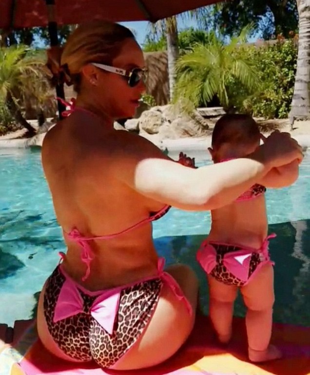 Coco Austin exposes hourglass figure in a series of bikini pictures