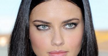 How Adriana Lima maintains her sexy figure