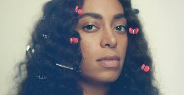 Solange Knowles featured in gold body paint in her new music video