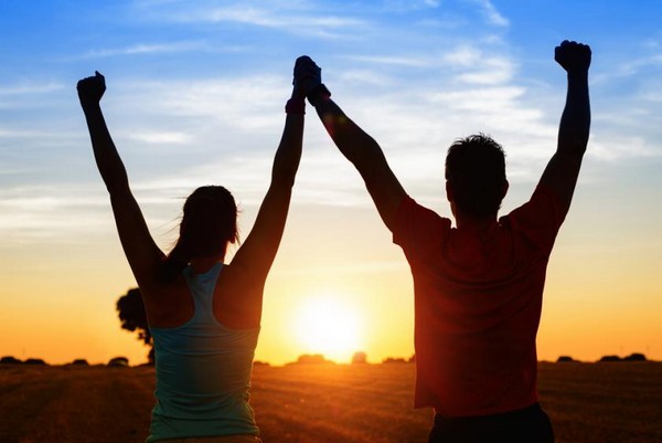 5 Ways couples can lead a healthy lifestyle together