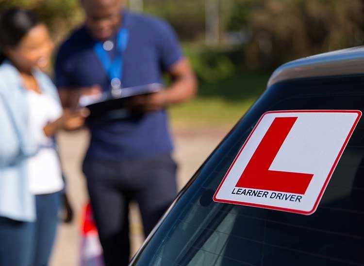 driving lessons in Harrow