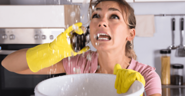 5 Main Benefits of Hiring an Emergency Plumber