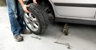 tire change service Ellenwood GA