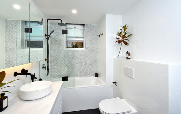 How To Visually Enlarge Your Bathroom