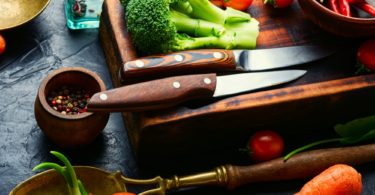 5 Hacks for Eating Fresh Organic Veggies All Year