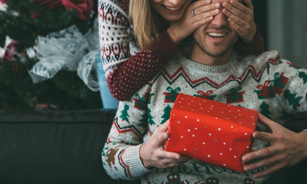 Memorable Gifts To Give Your Partner This Christmas