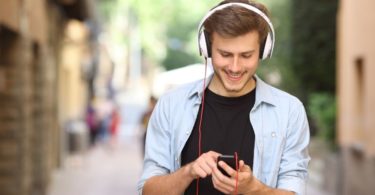 4 Simple Ways To Check if Your Headphones Are Too Loud