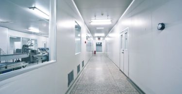 Factors That Contribute to Cleanroom Contamination