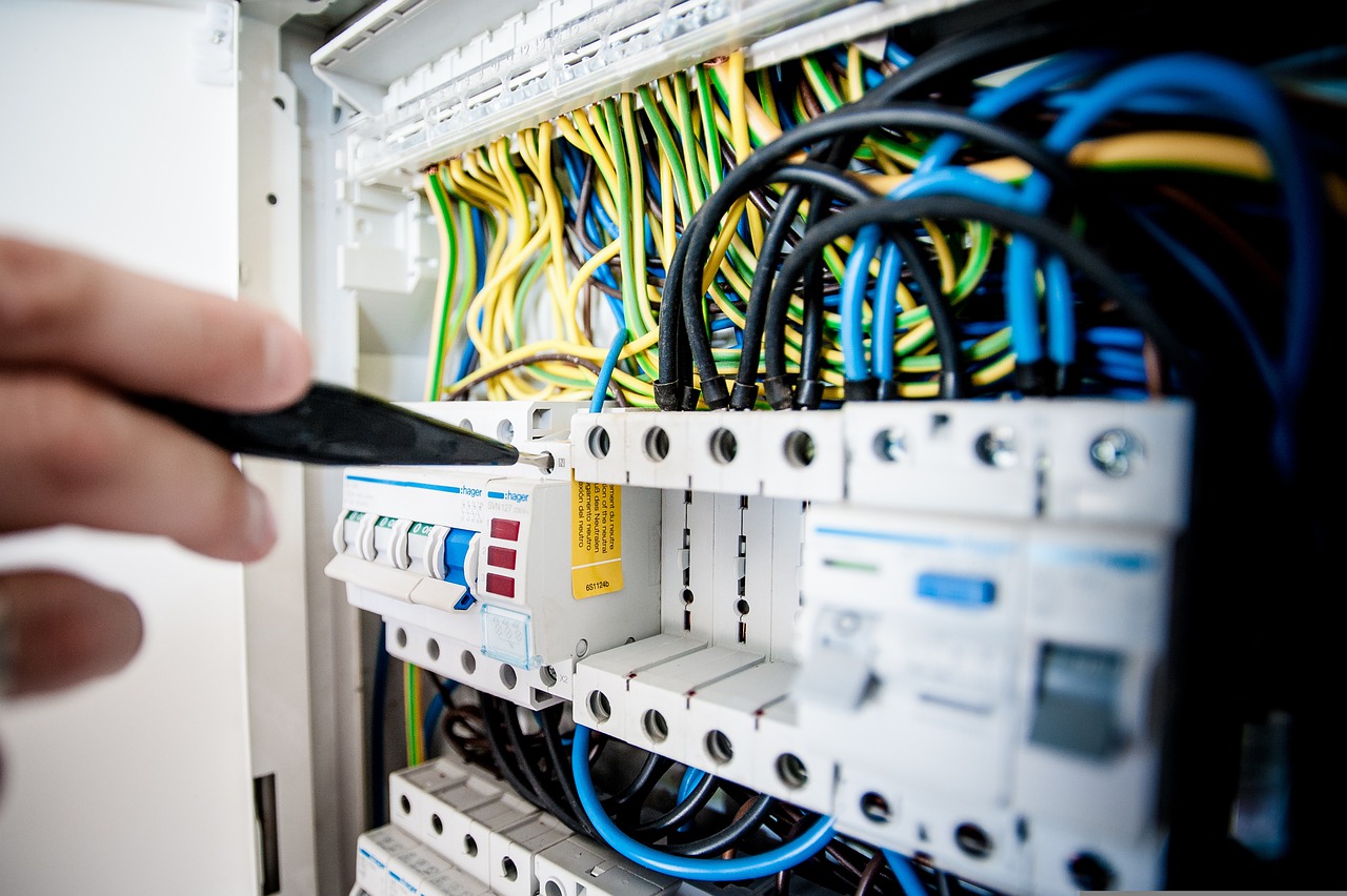 How to Choose the Right Provider for House Wiring Solutions?