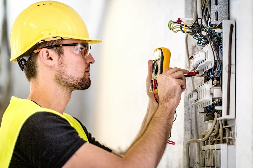 modern electrician practices