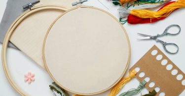 Basic Embroidery Tools Every Beginner Needs