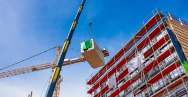 How Construction Companies Utilize Cranes