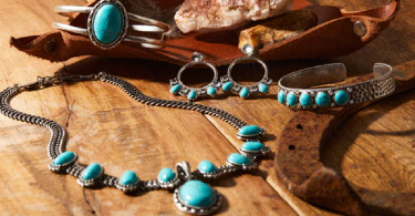 Embracing Nature: How Turquoise Jewelry Brings Serenity to Your Look