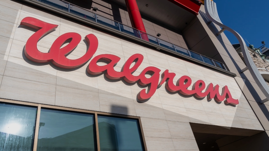 Walgreens open on Christmas Day holiday hours